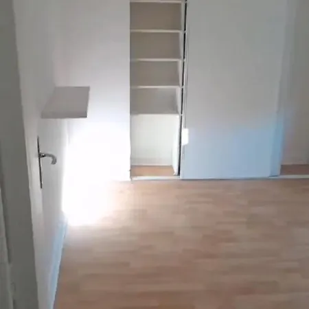 Studio 25m * بيارفيت-سور-سين